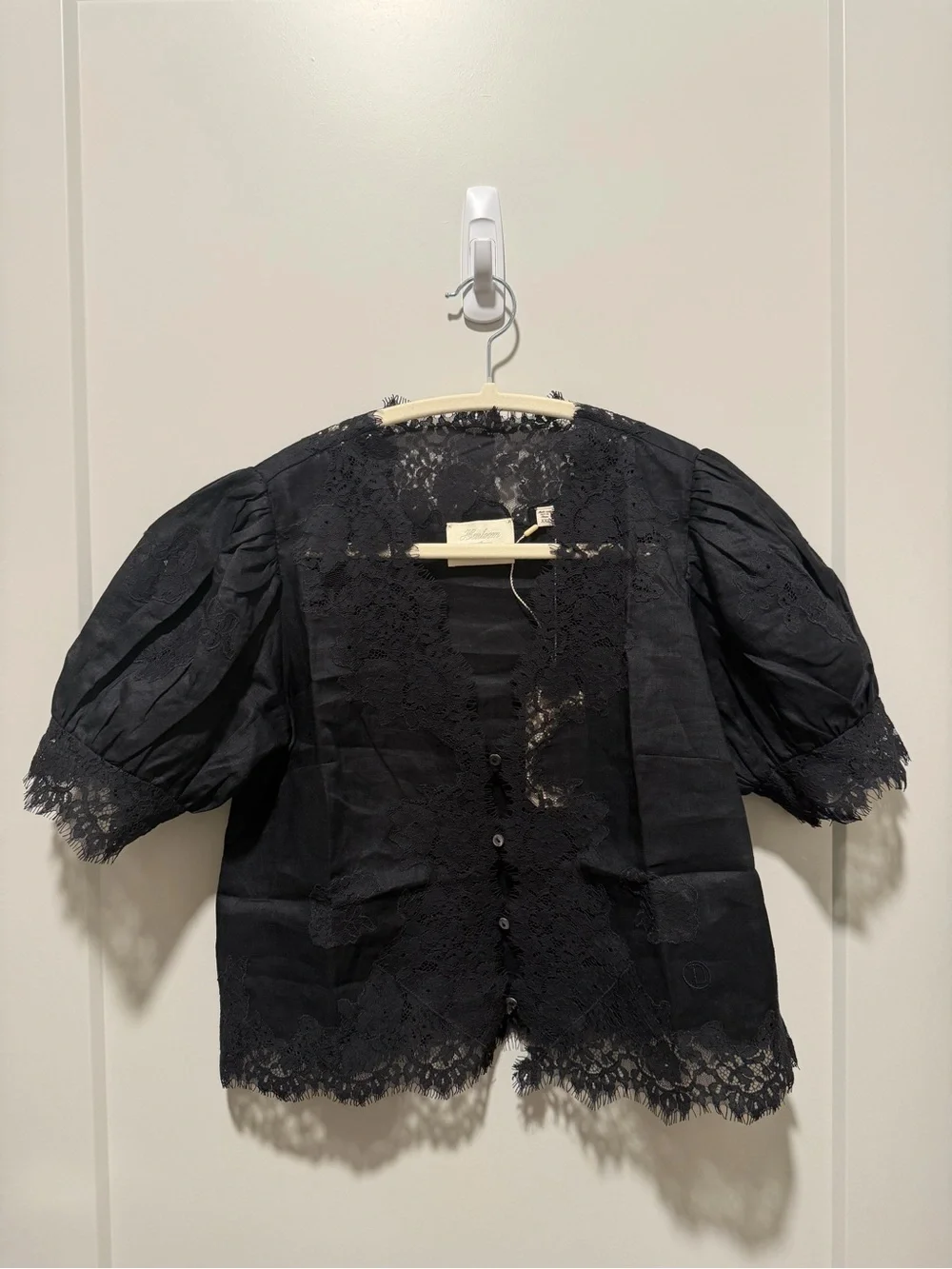 Doen Black Lace-Trim Puff Sleeve Blouse